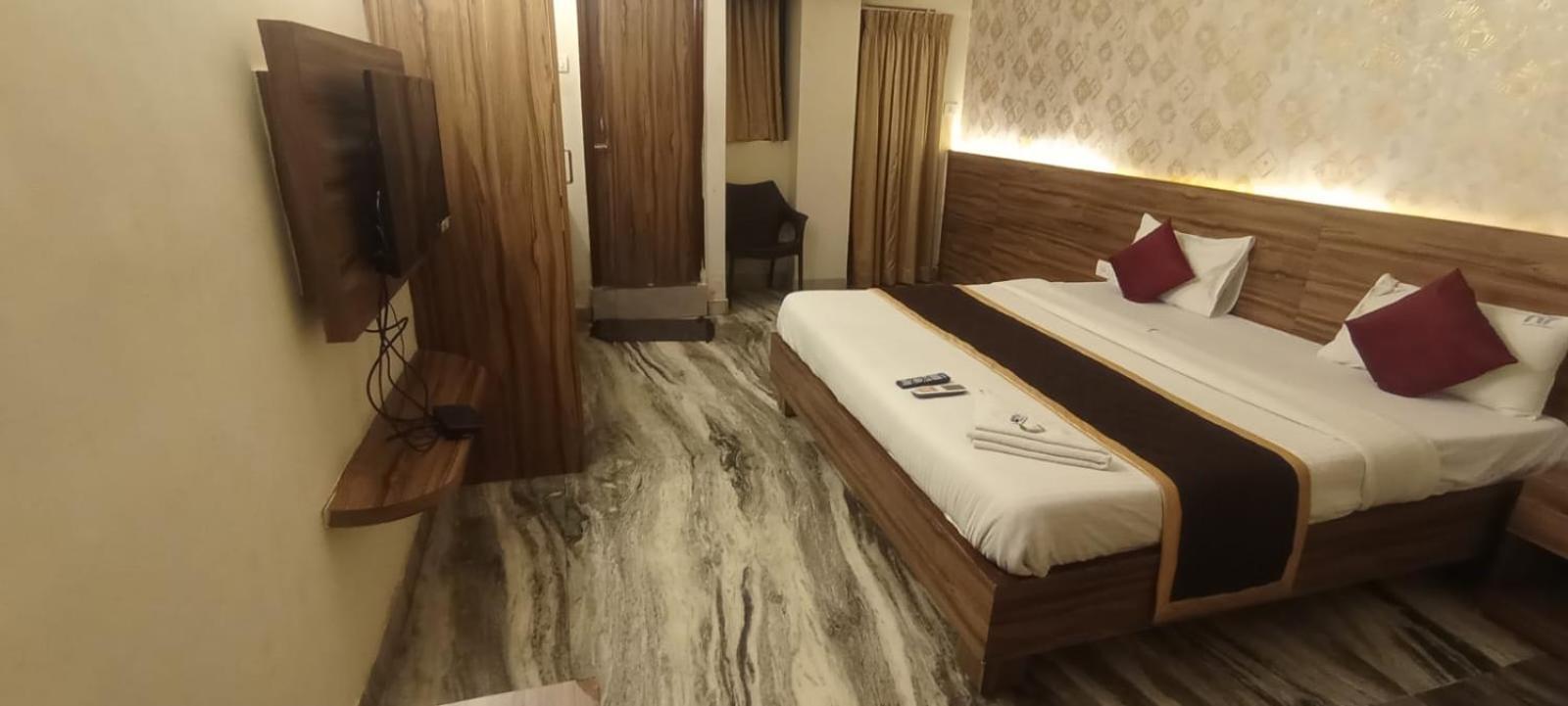 Hotel Raj Meridian, Tambaram เชนไน ภายนอก รูปภาพ